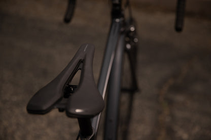 Bicicleta Giant Contend 3 (2 Colores: Negro y Gris Oscuro)
