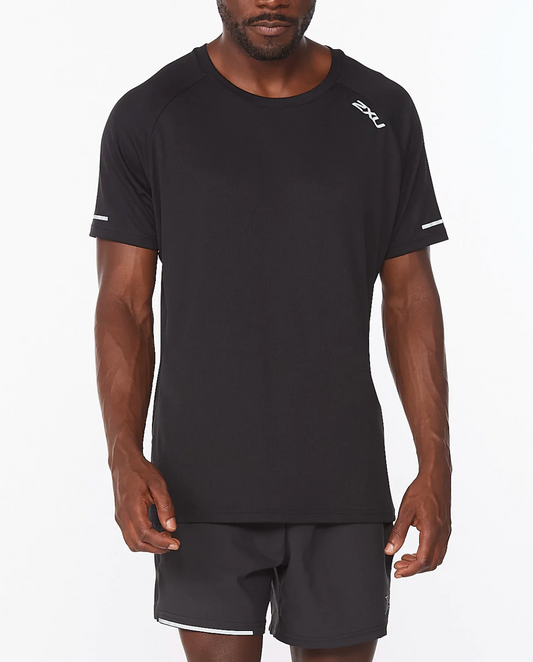 Polera Hombre Aero Tee Black/Silver Reflective - 2XU