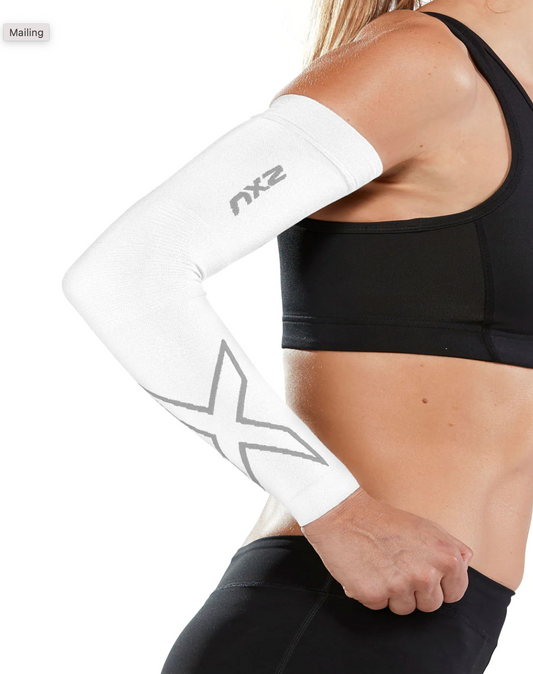 Manguillas 2XU Flex Run Comp - Blanco Gris