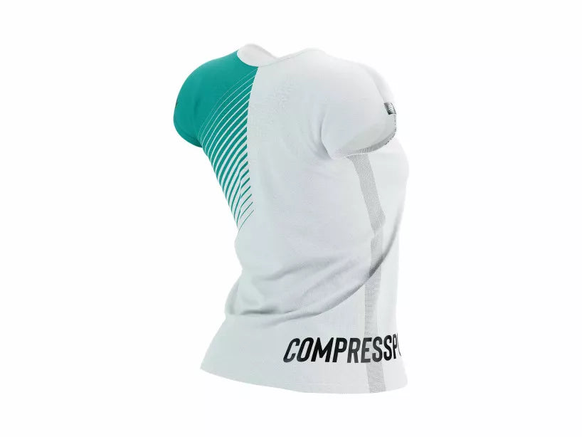 Polera Compressport Training SS Mujer Blanco *Edición Limitada Swim Bike Run 2023*